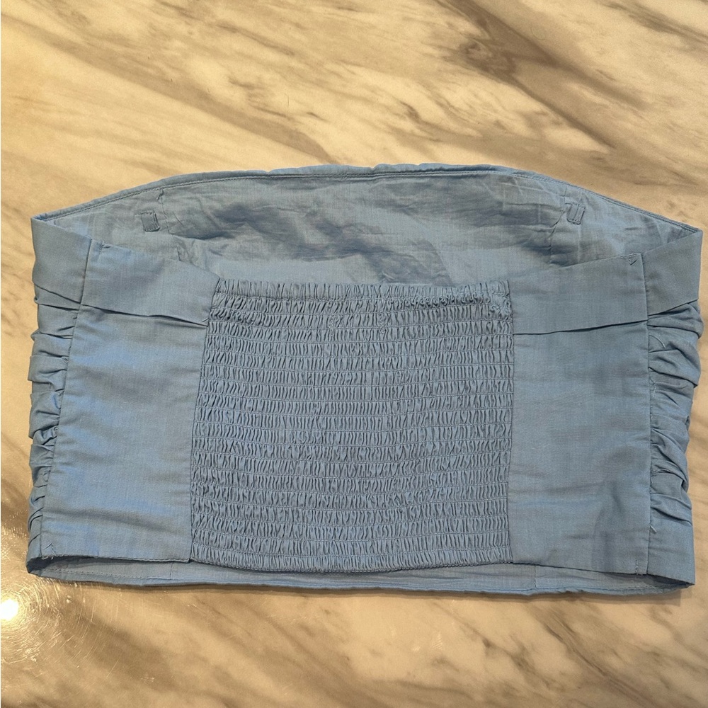 Abercrombie & Fitch Light Blue Runched Poplin Strapless Crop Top - Picture 4 of 5